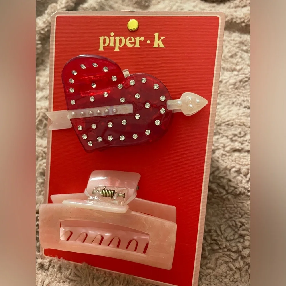 NWT Piper K Two Pack Hair Claw Clips Whimsical Love Theme